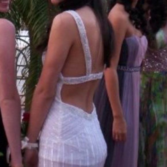 Beaded White Sean Collection Dress - Picture 4 of 5